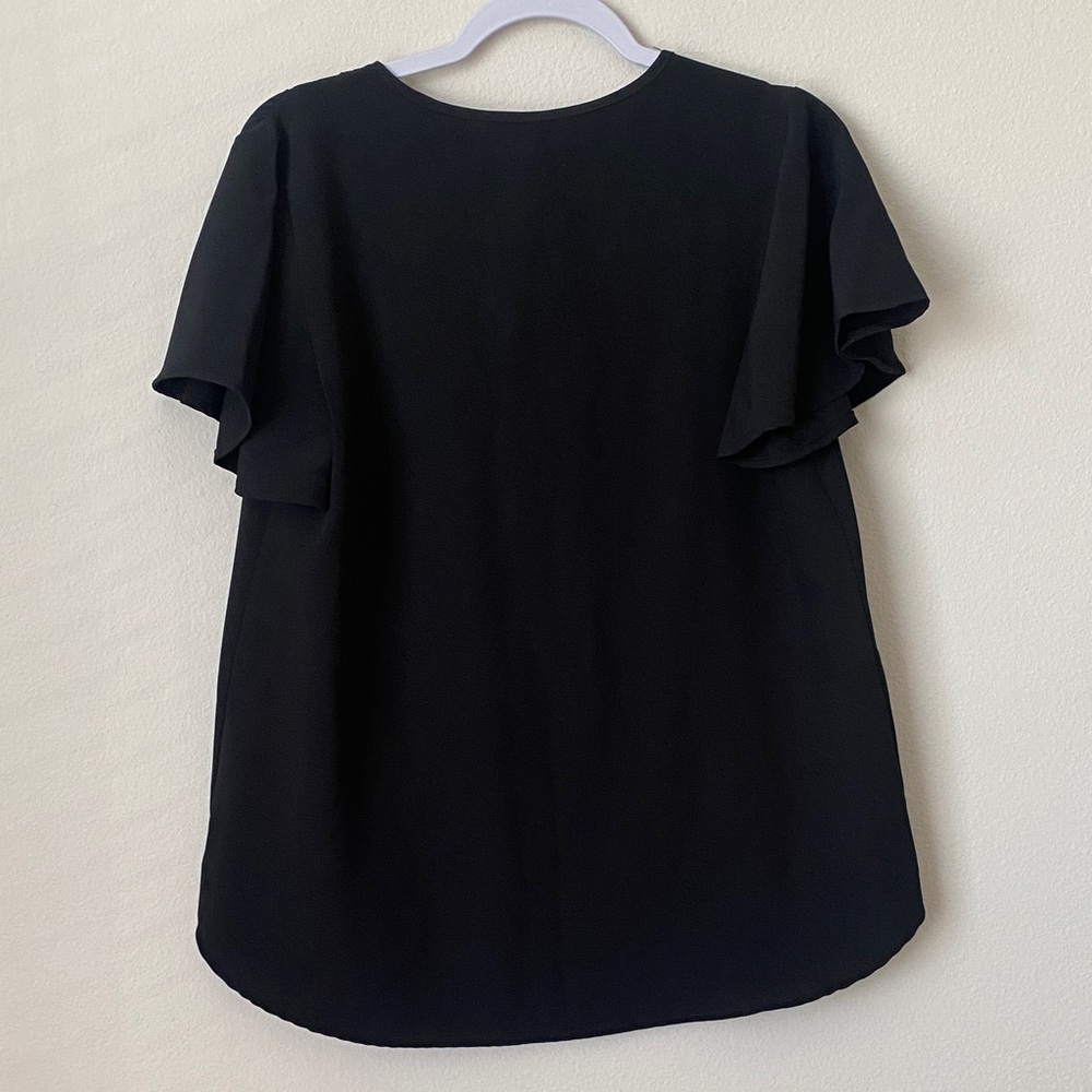Chic Black V-Neck Women's Blouse - Picture 3 of 7